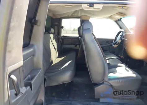 2006 Chevrolet Silverado 1500 Work Truck from USA, damaged, VIN 1GCEC19V36Z244909